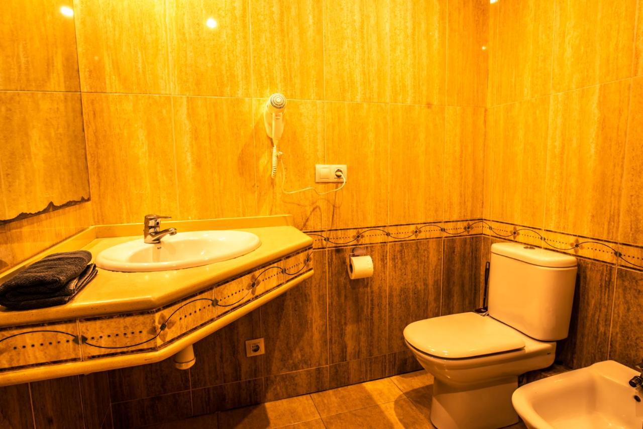 Apartaments Yaco Lloret de Mar Zewnętrze zdjęcie